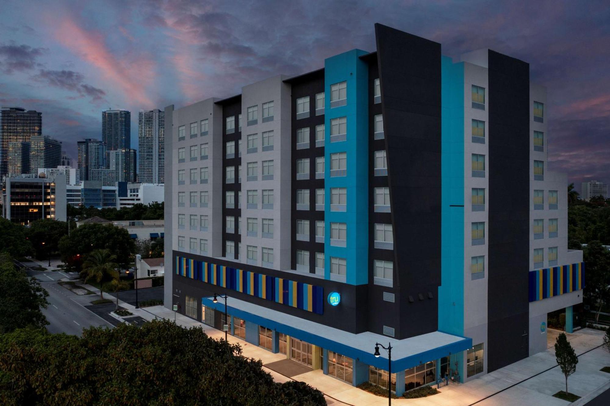 Tru By Hilton Miami West Brickell Hotel ภายนอก รูปภาพ